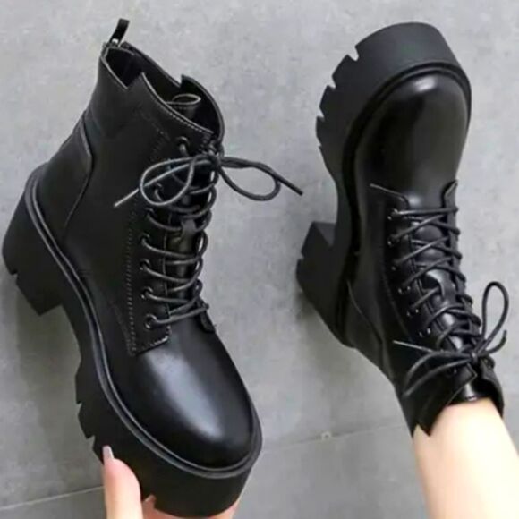 Stylish platform boots sz 7.5 - Picture 6 of 7